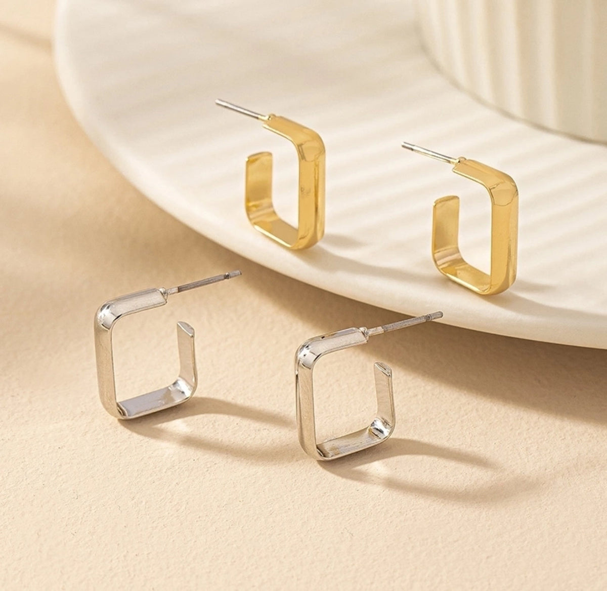 Minimalist Hoops