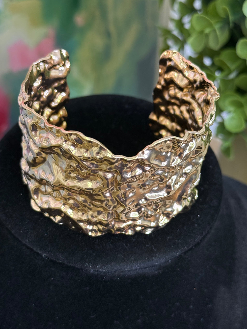 No Drama Cuff