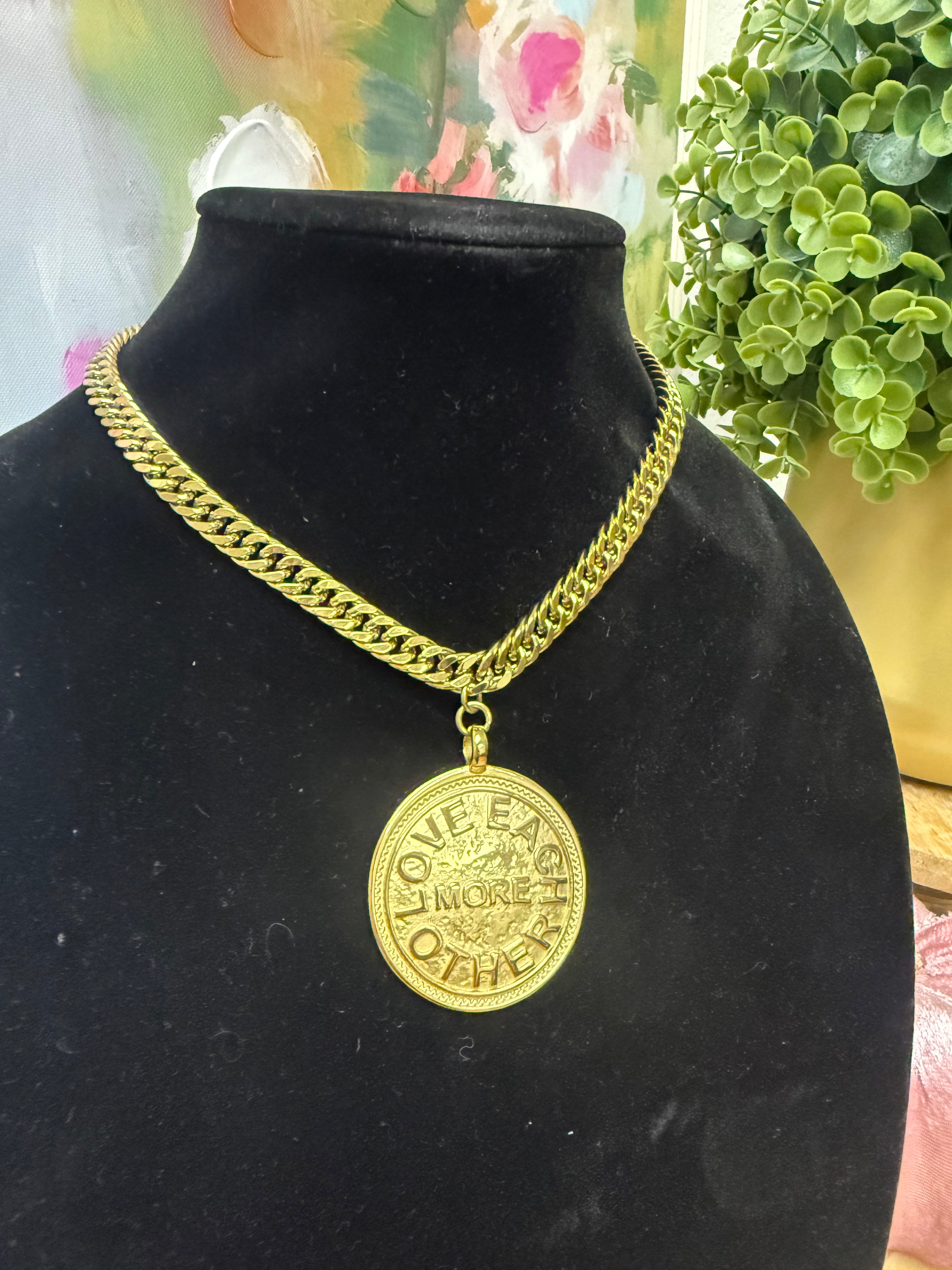 Chansutt Pearls Meredith Necklace