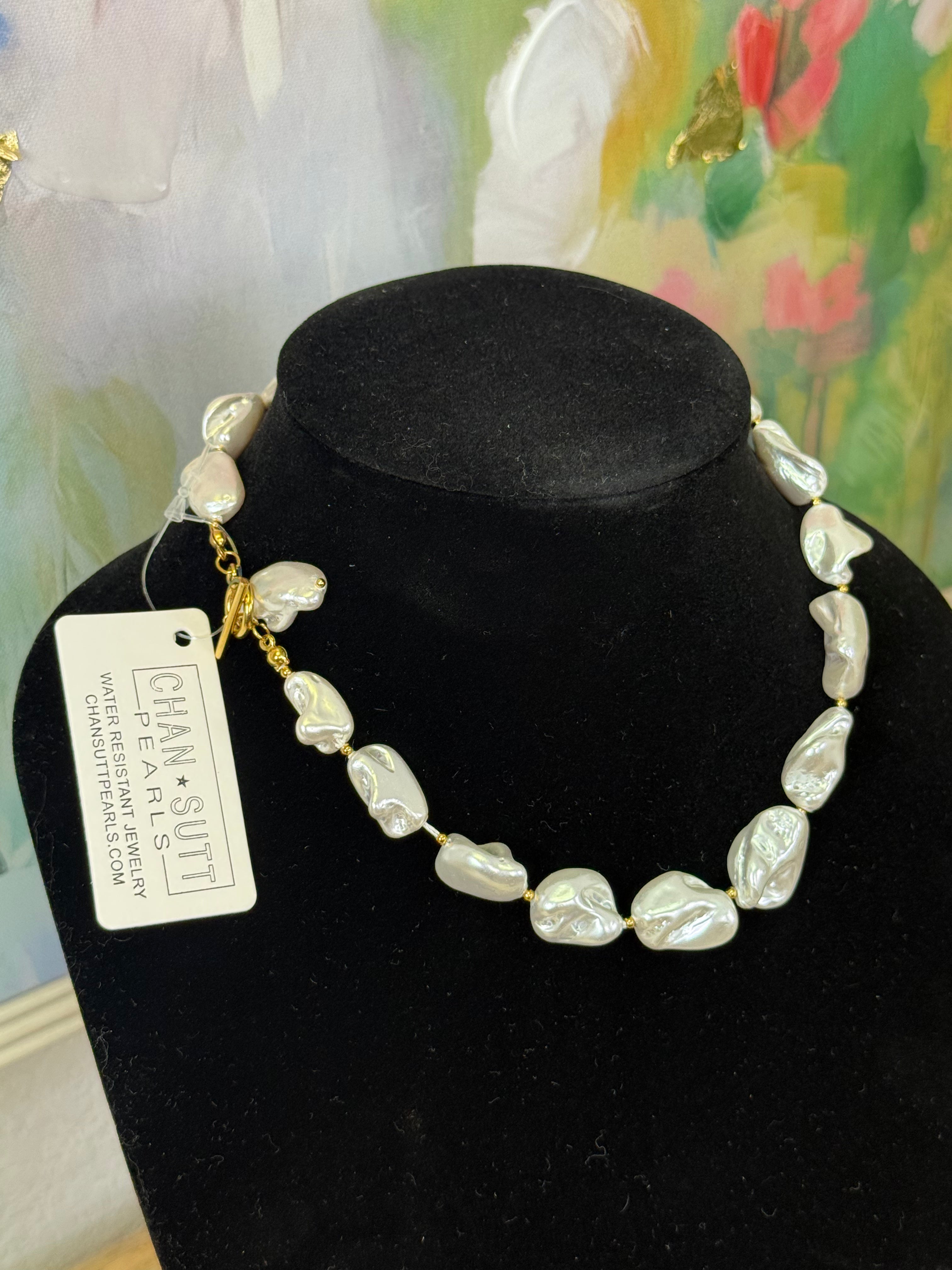 Chunky Pearl Necklace